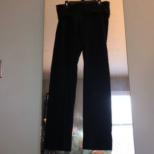 Victoria’s Secret bootcut flare leggings